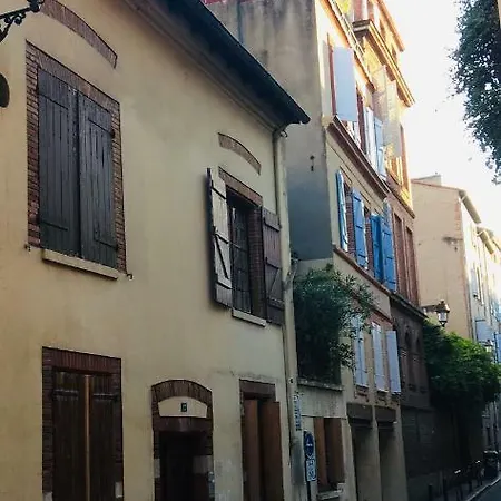 Centre Historique Saint Etienne, Carmes Тулуза
