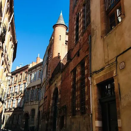 Centre Historique Saint Etienne, Carmes * Тулуза